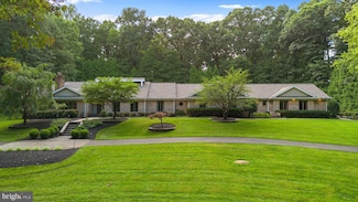 4233 Buckskin Wood Dr, Ellicott City, MD 21042