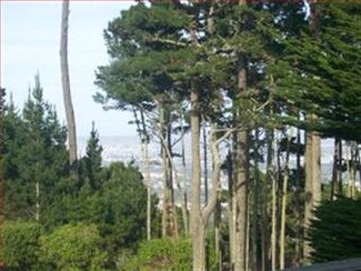 12 Skyline Crest, Monterey, CA 93940
