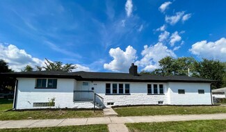 424 W 45th Ave, Gary, IN 46408