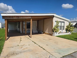 3477 Celestial Way, North Fort Myers, FL 33903