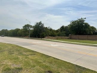 1150 E Seeton Rd, Grand Prairie, TX 75054