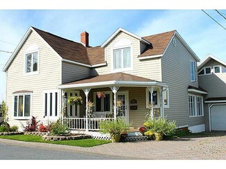 424 Clavette St, Madawaska, ME 04756