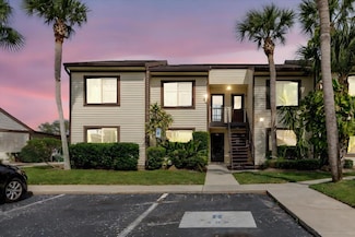 428 Moorings Cove Dr Unit 7F, Tarpon Springs, FL 34689