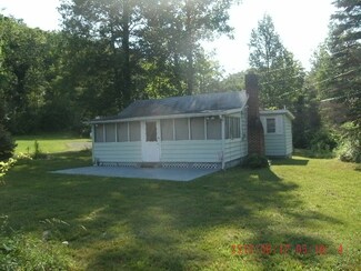709 Carter Cir, Clifton Forge, VA 24422