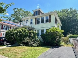 32 Falmouth Rd Unit 34, West Newton, MA 02465