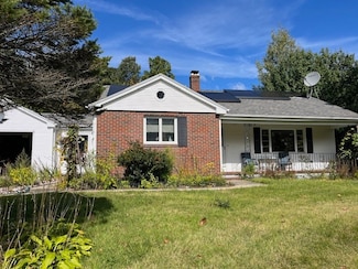 765 Fairmount St, Woonsocket, RI 02895