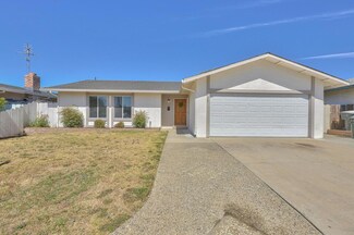 1753 Donner Cir, Salinas, CA 93906