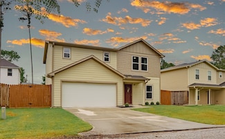940 Cedar Point Dr, Livingston, TX 77351