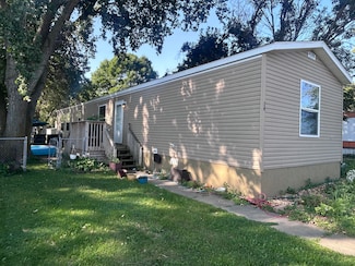 1901 Loma Linda, Mitchell, SD 57301