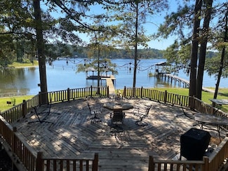 459 S Evergreen, Burkeville, TX 75932