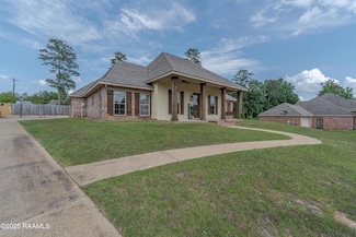 192 Woodwind Dr, Pineville, LA 71360