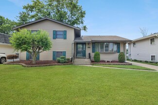 3018 100th Place, Highland, IN 46322