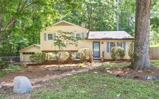 5214 Skylark Dr, Greensboro, NC 27405