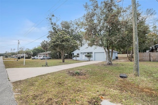 21406 SW Peach Blossom St, Dunnellon, FL 34431