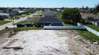 2713 NW Nw 5th Terrace, Cape Coral, FL 33993