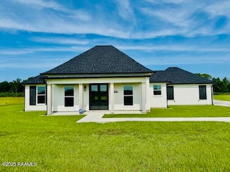 216 Critter Creek Rd, Opelousas, LA 70570