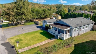 11 Katonah Rd, Carmel, NY 10512