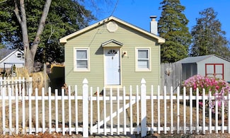 129 E Atlantic Ave, Villas, NJ 08251