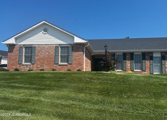 4012 Cambridge Cir, Jefferson City, MO 65109