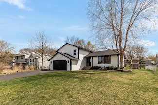 7637 23rd St N, Saint Paul, MN 55128