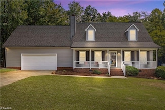 814 N Greenbriar St, Liberty, NC 27298
