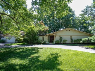 3883 S Birmingham Place, Tulsa, OK 74105