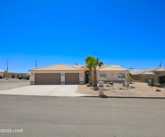 2050 Burgundy Dr, Lake Havasu City, AZ 86404