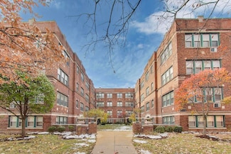 108 Lincoln Ave Unit 2B, Riverside, IL 60546