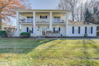 312 Ivanhoe Dr, Johnson City, TN 37601