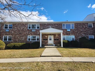 136 N Chestnut St Unit 10B, New Paltz, NY 12561