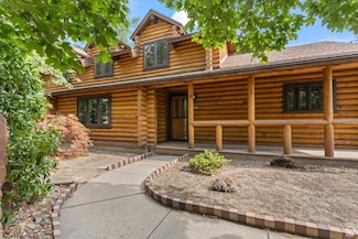 1576 E 11400 S, Sandy, UT 84092