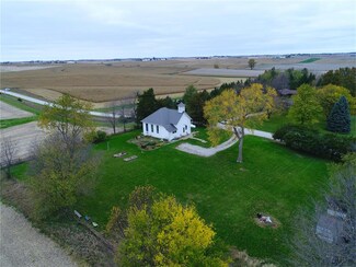 1195 520th St SW, Wellman, IA 52356