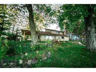 796 Magnor Lake Ln, Clayton, WI 54004