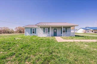 159 Fairview Rd, Central City, KY 42330