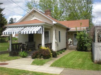 117 E Pittsburgh St, Delmont, PA 15626