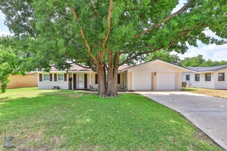 2142 Ivanhoe Ln, Abilene, TX 79605