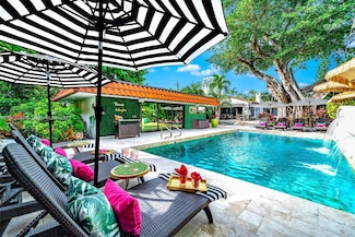 11 Sylvan Ln, Fort Lauderdale, FL 33316