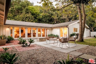 1784 Old Ranch Rd, Los Angeles, CA 90049