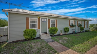 100 Vista 11 Ln, Sandia, TX 78383