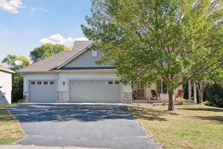 7354 Marlowe Ave NE, Elk River, MN 55330