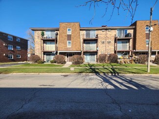 7112 99th St Unit 109, Chicago Ridge, IL 60415