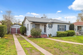 3820 E Heaton Ave, Fresno, CA 93702