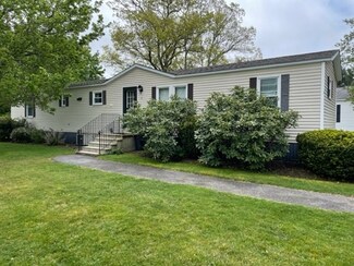 8 Green Holly Dr, Kingston, MA 02364