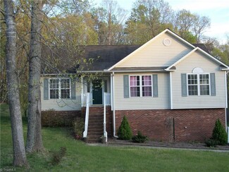 3538 New Delhi Dr, Winston Salem, NC 27101
