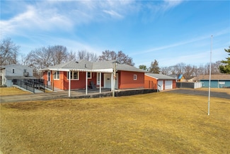 1112 Bartlett Ave, Altoona, WI 54720