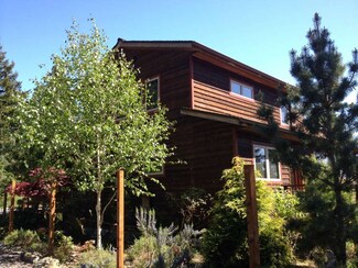 128 Chapel Hill Rd, Eastsound, WA 98245