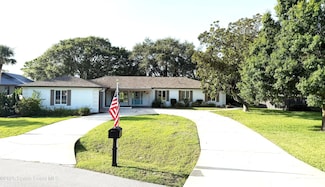 647 Doral Ln, Melbourne, FL 32940