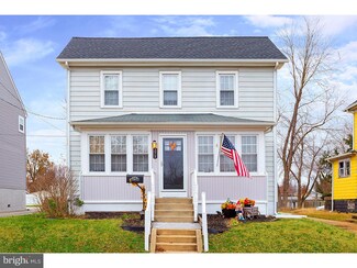 371 Democrat Rd, Gibbstown, NJ 08027