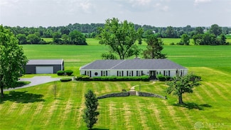 13270 Dechant Rd, Farmersville, OH 45325