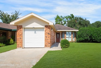 210 Denier Dr, Lafayette, LA 70508